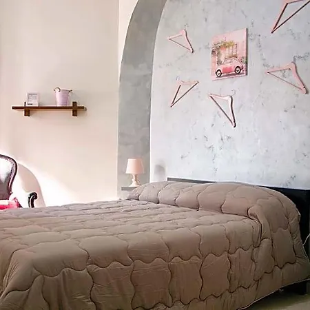 Bed & Breakfast C Era Volta 4*