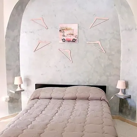 Bed & Breakfast C Era Volta Naples