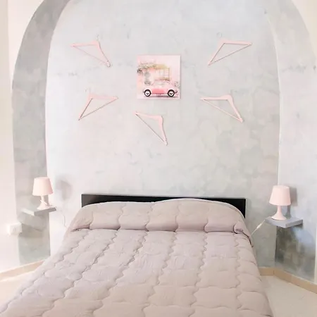 Bed & Breakfast C Era Volta Naples